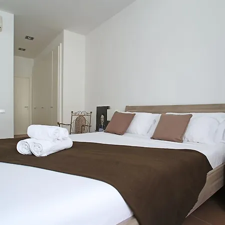 Apartment Magnificent 2 Bedroom In
